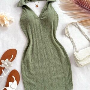 Green Bodycon Midi Dress with Notched halter Collar